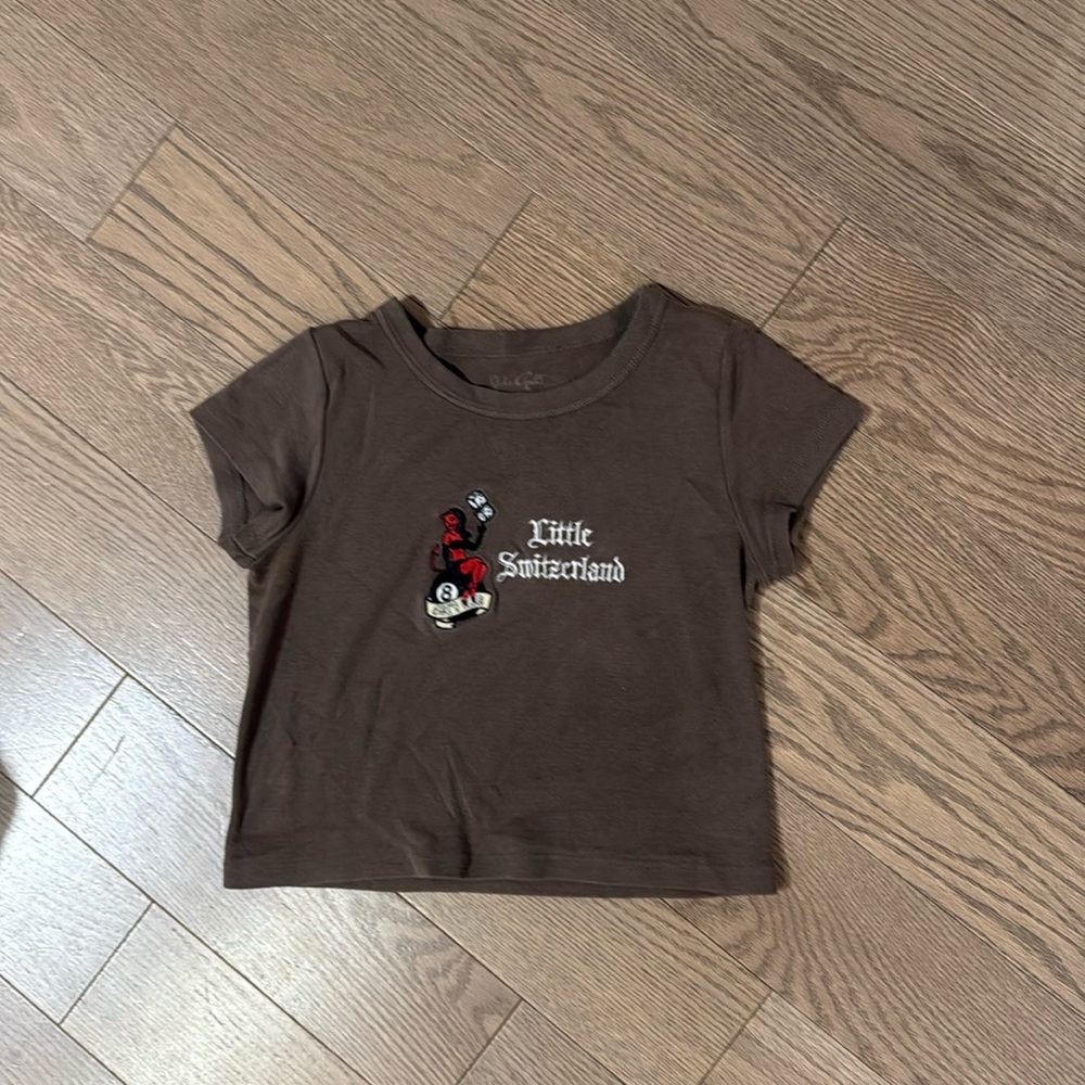 Brandy Melville Brown 'Little Switzerland' Graphic Tee